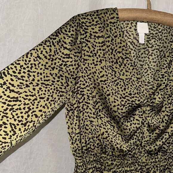 H&M 8 Moth Green Black Animal Print Long Sleeve V-Neck Maxi Dress - Picture 6 of 10